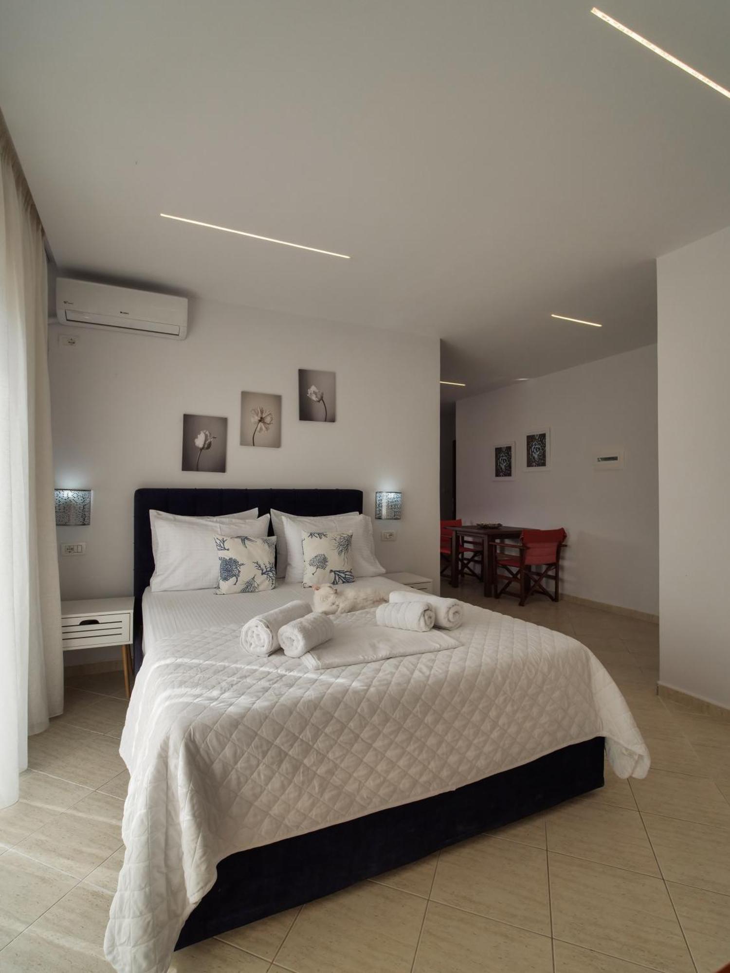 Sunset View Apartment Himarë
